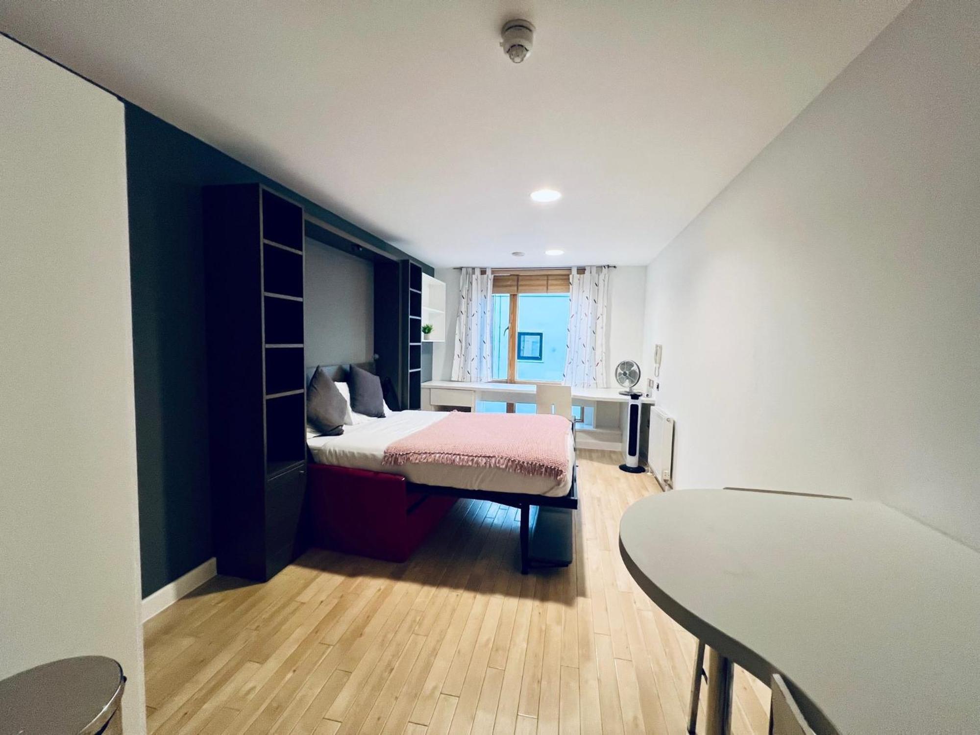 Stuhomes - Arundel House *