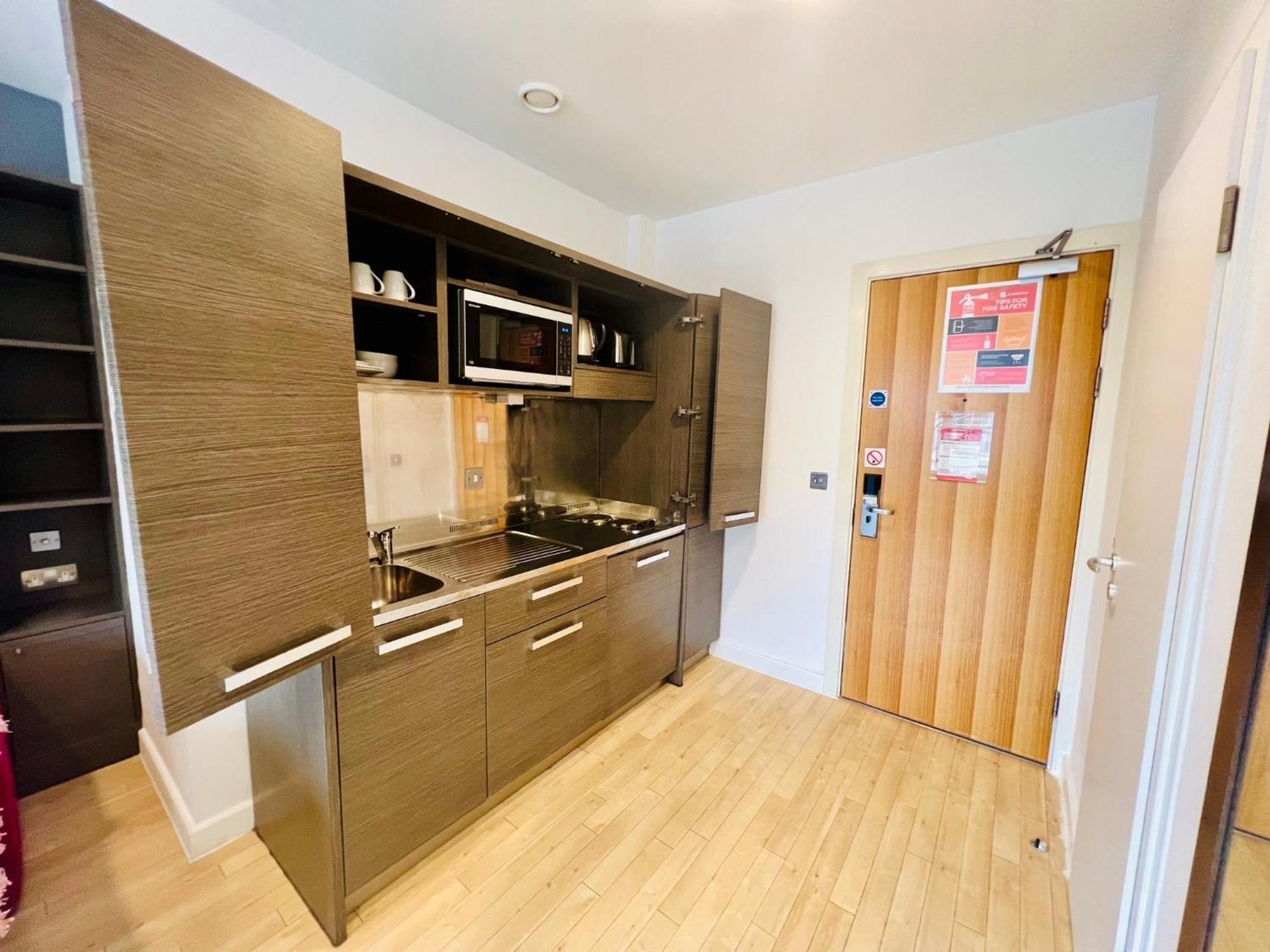 Stuhomes - Arundel House Londra