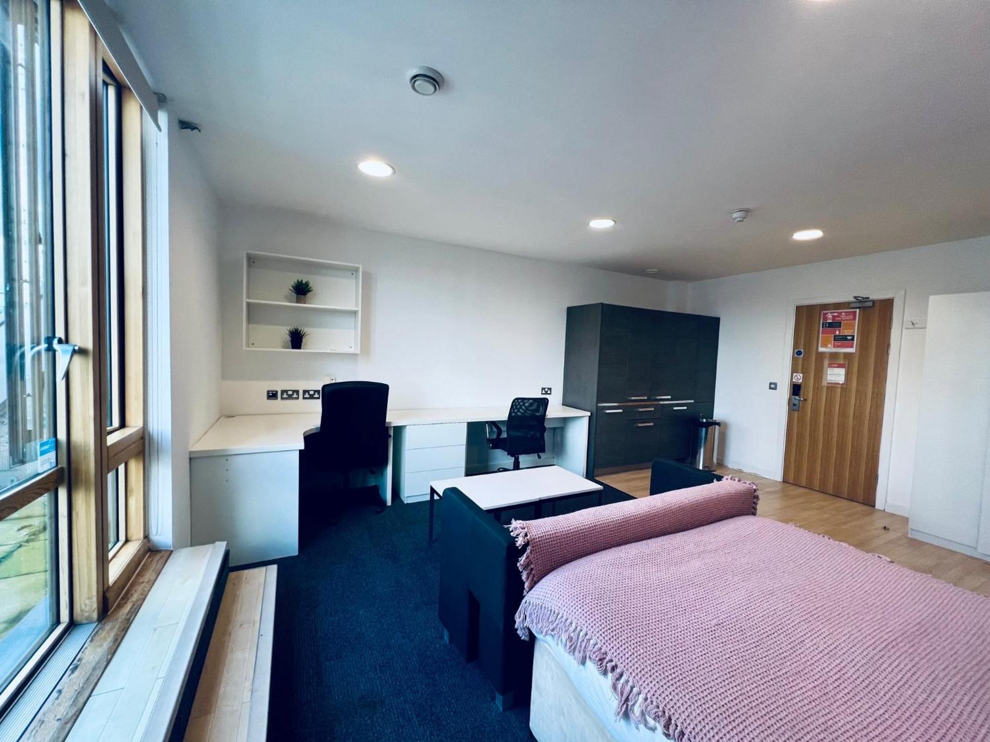 Stuhomes - Arundel House *